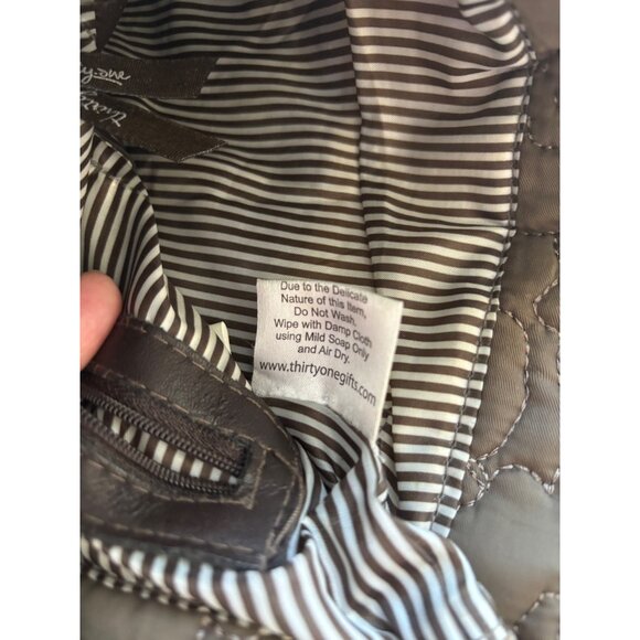 Thirty-One Brown Quilted Crossbody Bag W Adjustable Strap & Front Zipper Pocket - Picture 14 of 16